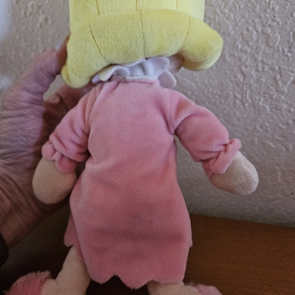 Cindy Lou Who Plush - Picture 2 of 4